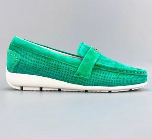 Мокасины из натуральной замши с перфорацией, зеленый