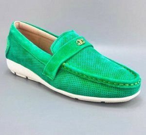 Мокасины из натуральной замши с перфорацией, зеленый