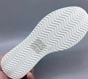 Кроссовки летние из натур. кожи с перфорацией на шнурках, белый