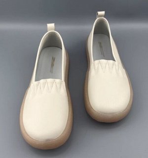 Лоферы из натур. кожи мягкие, верх на резинке, белый
