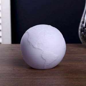 Фигурка светящаяся RISALUX «Планета», LED-ночник, батарейки LR14, белый, 8.5x8.5x9 см
