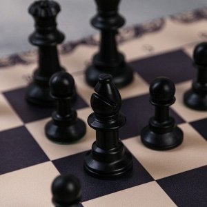 Шахматы «Настоящий мужчина», 33 х 33 см