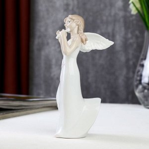 Сувенир керамика "Девушка-ангел с флейтой" 15х7,5х5,5 см