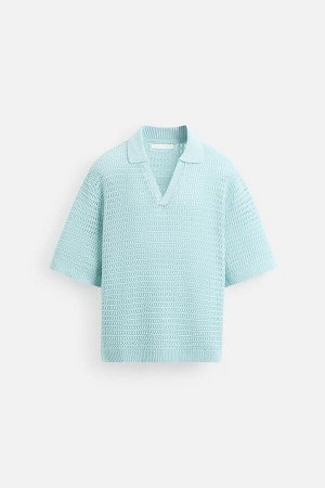 Трикотаж ЦВЕТ как на первом фото РУБАШКА-ПОЛО КРЮЧКОМ ИЗ ТРИКОТАЖА (H?KEL-POLOSHIRT AUS STRICK) Рубашка-поло прямого кроя из ажурной трикотажной ткани. Воротник-лацкан с разрезом спереди и короткими р