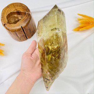 Кристалл из Цитрина на подставке