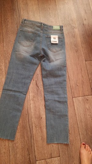 Продам джинсы