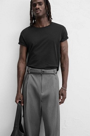Брюки ЦВЕТ как на первом фото БРЮКИ С ДЕКОРАТИВНЫМИ СКЛАДКАМИ И ПОЯСОМ (HOSE MIT ZIERFALTEN UND G?RTEL) Брюки свободного кроя из смесовой вискозной ткани. Регулируемая талия с контрастным поясом из ко