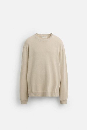 Трикотаж ЦВЕТ как на первом фото СВИТЕР ИЗ ХЛОПКА И ЛЬНА (PULLOVER AUS BAUMWOLLE UND LEINEN) Свитер прямого кроя из смеси хлопка и льна. Круглый вырез и длинные рукава. Ребристые манжеты. СОСТАВ МАТЕР