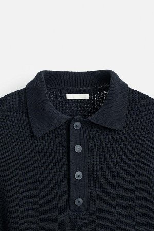 Трикотаж ЦВЕТ как на первом фото Рубашка-поло с левой вязкой (LINKSGESTRICKTES POLOSHIRT) Рубашка-поло прямого кроя из хлопковой смеси. Отложной воротник с застежкой на пуговицы спереди. Длинные рукав