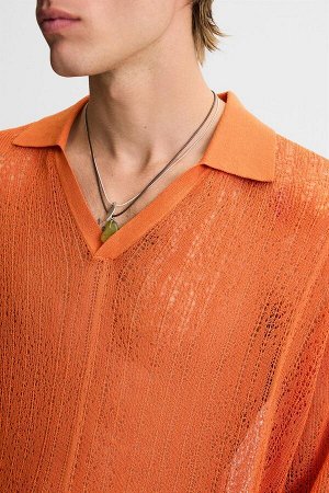 Трикотаж ЦВЕТ как на первом фото Ажурная трикотажная рубашка-поло (POLOSHIRT AUS STRICK MIT AJOURMUSTER) Рубашка-поло свободного кроя из ажурной ткани. Воротник-лацкан с разрезом спереди. Короткие рук