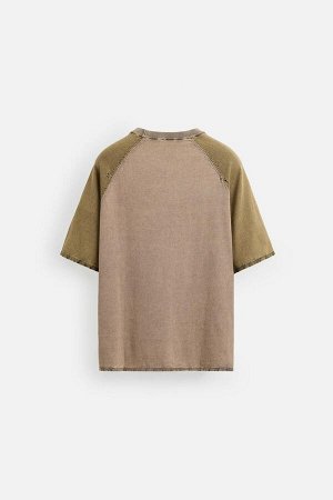 Футбока ЦВЕТ как на первом фото ПОЛОСАТАЯ ФУТБОЛКА С ЭФФЕКТОМ СТИРКИ (GESTREIFTES T-SHIRT IN VERWASCHENER OPTIK) Футболка свободного кроя из хлопчатобумажной пряжи. Круглый вырез и короткие рукава. Вы