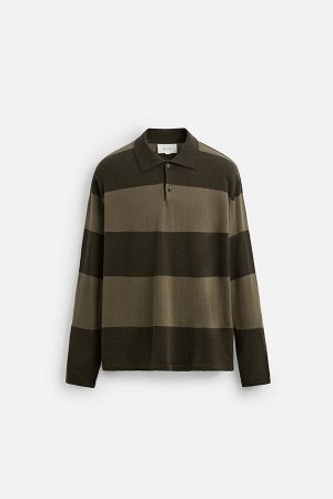 Трикотаж ЦВЕТ как на первом фото ПОЛОСАТАЯ ТРИКОТАЖНАЯ ФУТБОЛКА ПОЛО (GESTREIFTES POLOSHIRT AUS STRICK) Рубашка-поло свободного кроя из хлопчатобумажного трикотажа. Воротник с лацканами и планкой на п