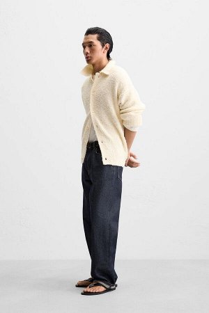Трикотаж ЦВЕТ как на первом фото Махровый кардиган (FROTT?E-STRICKJACKE) Кардиган свободного кроя из пряжи с неравномерным махровым рисунком. Воротник-лацкан и длинные рукава. Ребристая отделка. Засте