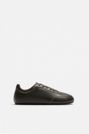 Обувь ЦВЕТ как на первом фото КОЖАНАЯ ОБУВЬ ОГРАНИЧЕННАЯ СЕРИЯ (LEDERSCHUH LIMITED EDITION) Кожаные туфли на шнуровке с эффектом поношенности. Внутренняя кожаная стелька. Ультратонкая подошва. Огранич