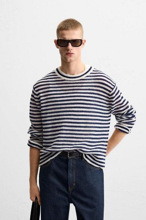Трикотаж ЦВЕТ как на первом фото ЖАККАРДОВЫЙ СВИТЕР В ПОЛОСКУ (GESTREIFTER JACQUARD-PULLOVER) Легкий свитер прямого кроя из смесовой шерстяной ткани. Круглый вырез и длинные рукава. Ребристые манжеты.