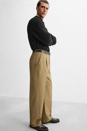 Брюки ЦВЕТ как на первом фото БРЮКИ С ПОЖАЛУЙСТА — ОГРАНИЧЕННАЯ СЕРИЯ (HOSE MIT BUNDFALTEN – LIMITED EDITION) Брюки прямого кроя из хлопчатобумажной ткани. Пояс с декоративными складками. Передние кар