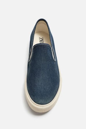 Обувь ЦВЕТ как на первом фото ДЖИНСОВЫЕ ТАПОЧКИ БЕЗ ШНУРОВКИ (DENIM-SLIPPER OHNE SCHN?RUNG) Тапочки без шнурков из хлопчатобумажной джинсовой ткани. Тонкая подошва. Использованный вид. СОСТАВ МАТЕРИАЛ