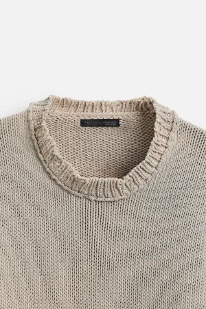 Трикотаж ЦВЕТ как на первом фото СВИТЕР С ЭФФЕКТОМ РВАТОРА (GEWASCHENER PULLOVER MIT RISS-EFFEKT) Свитер свободного кроя. Круглый вырез и длинные рукава. Эффект застиранности с разрывами по всему изде