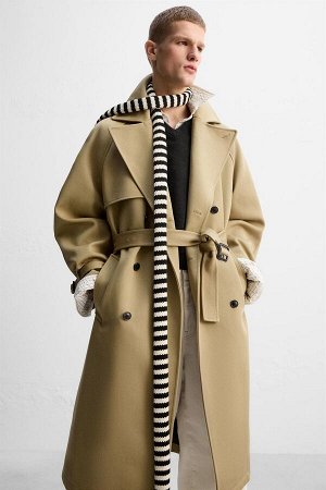 Жакет ЦВЕТ как на первом фото ТРЕНЧ СВОБОДНОГО КРОЯ – ОГРАНИЧЕННАЯ СЕРИЯ (TRENCHCOAT IM RELAXED-FIT – LIMITED EDITION) Тренчкот свободного кроя из плотной ткани. Воротник с лацканами и длинные рукава 