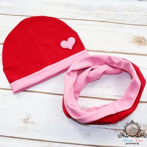 Комплект двухслойная шапочка с снудом "Розовое сердце"