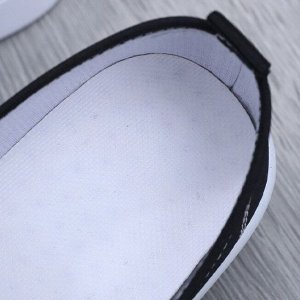 Женские кеды на толстой подошве со шнуровкой, черный