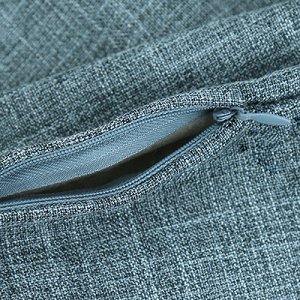 Наволочка декоративная 32х50см "Пуговицы" темно-бирюзовый, 2-х сторонняя, искусственная ткань, подкладка-флизелин, на молнии (Китай)