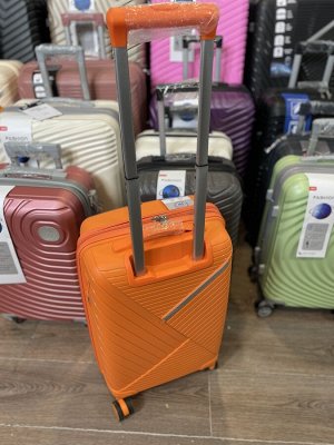 Чемодан маленький размер S 20" 40 л (ручная кладь) оранжевый