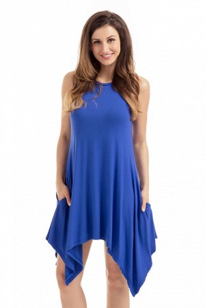 Ярко-синее расклешенное платье с асимметричным подолом и карманами