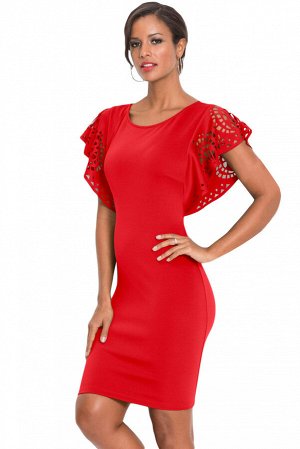 Красное платье-футляр с круглым вырезом и перфорированными рукавами