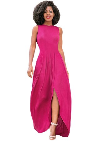 Розовое приталенное платье с пышной юбкой и разрезом