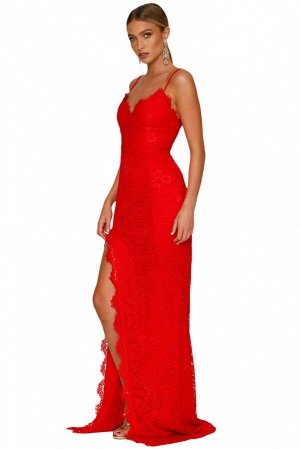 Красное кружевное вечернее платье с высоким разрезом и открытой спиной