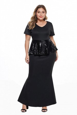 Черное платье-русалка с расшитой пайетками баской
