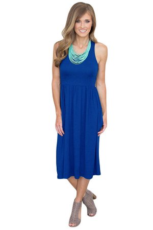 Синее приталенное платье с американской проймой и карманами