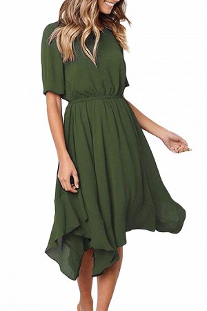 Зеленое шифоновое платье с пышной юбкой разной длины