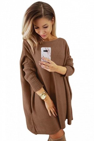 Светло-коричневое свободное платье-свитер с карманами и рукавами "летучая мышь"