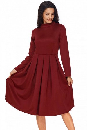 Бордовое платье с высоким воротом и юбкой в бантовую складку