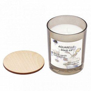 Свеча "Aquarelle" д7,5см, h9см, ароматизированная, парафин, в стеклянном стакане с деревянной крышкой, окрашенный, время горения 36 часов, "Black Ice" (Россия)