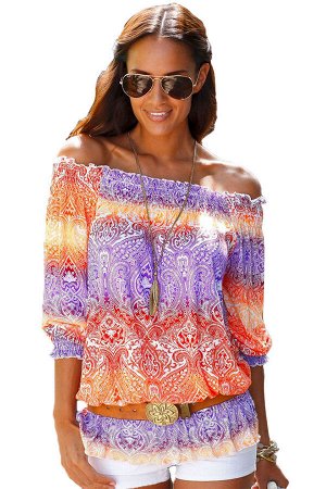 Яркая блузка в цыганском стиле с разноцветным принтом
