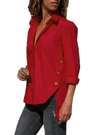 Красная блуза-рубашка с удлинением сзади и боковой линией пуговиц