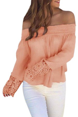 Розовая свободная блуза с резинкой на плечах и длинными рукавами