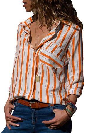 Белая в оранжевую полоску рубашка с нагрудным карманом