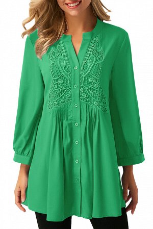 Зеленая блуза на пуговицах с кружевной отделкой и сборками