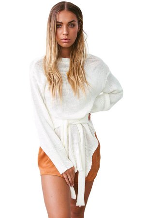 Белый пуловер-туника с круглым вырезом и поясом