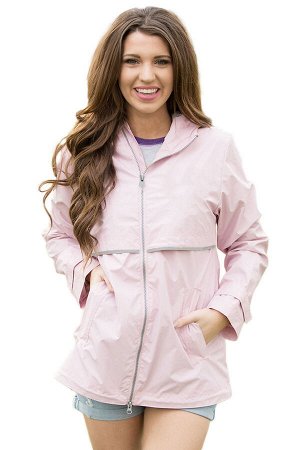 Светло-розовая спортивная куртка с капюшоном и на "молнии"