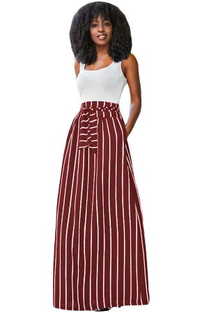 Бордовая юбка-колокол макси длины с поясом и узором из продольных полос