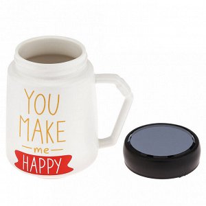 Кружка фарфоровая "Признания" "You make me happy" 600мл, д9,5см h13,3см, матовая глазурь, деколь с золотом, цвет - белый, пластмассовая, винтовая крышка, герметичная, с силиконовым уплотнителем, д/гор