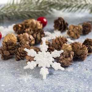 Набор новогоднего декора "Шишки со снежинками"   WS-026