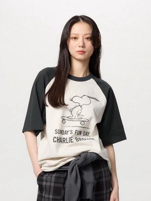 UNIQLO - оверсайз футболка с дизайном Peanuts - 08 DARKGRAY