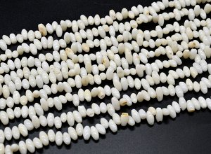 Бусины из коралла рис 8*4мм, 39см, 105 бусин