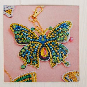 Алмазная вышивка-брелок «Бабочка-красавица», заготовка: 9 - 7 см